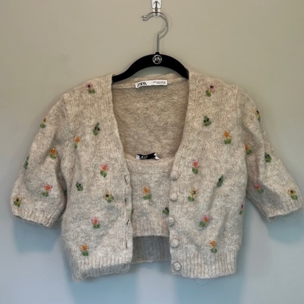 Zara knit beaded sweater set - Picture 6 of 9